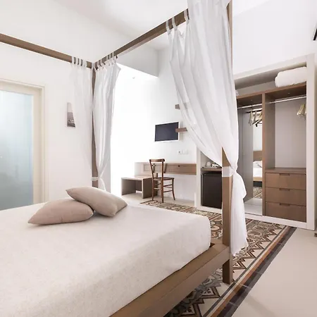 לינה וארוחת בוקר Dimora Del Dragone 4*