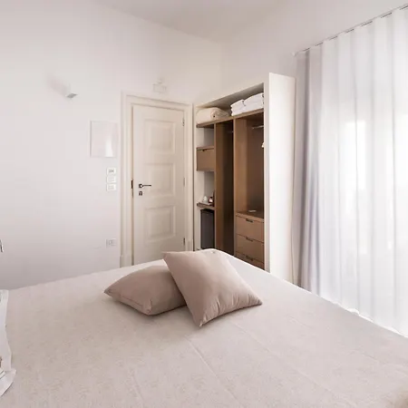 לינה וארוחת בוקר Dimora Del Dragone 4*