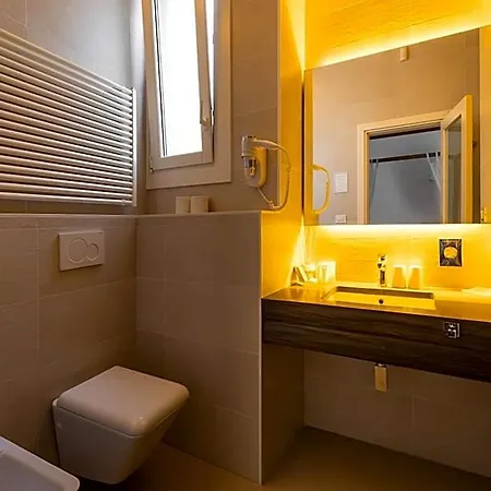 Bed & Breakfast Dimora Del Dragone 4*