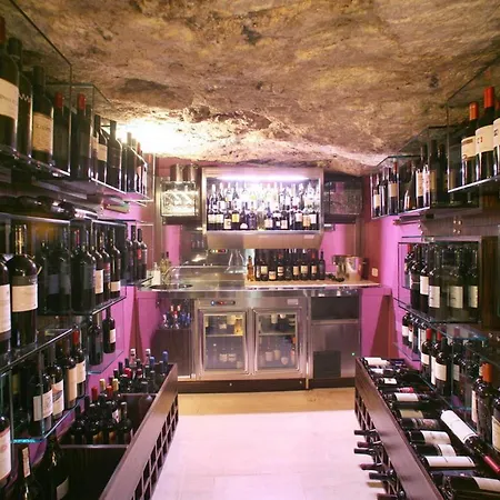 Dimora Del Dragone לינה וארוחת בוקר